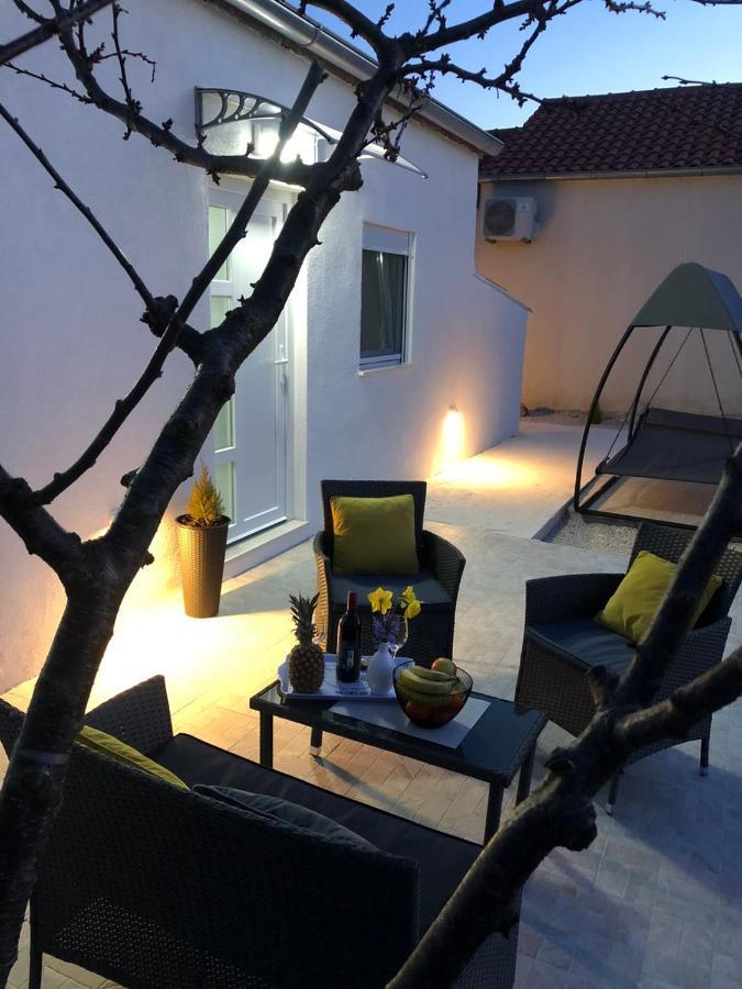 Apartmán Apartman Ana Crno Exteriér fotografie