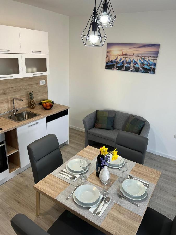 Apartmán Apartman Ana Crno Exteriér fotografie